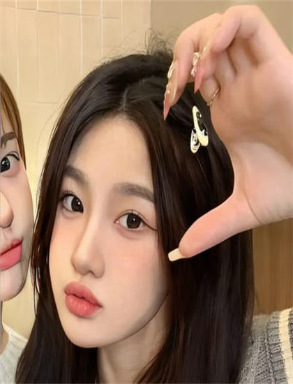 文化分析：《她的甜蜜逆袭》中的冲突的戏剧张力与情节推进 思考文化传承与创新的路径